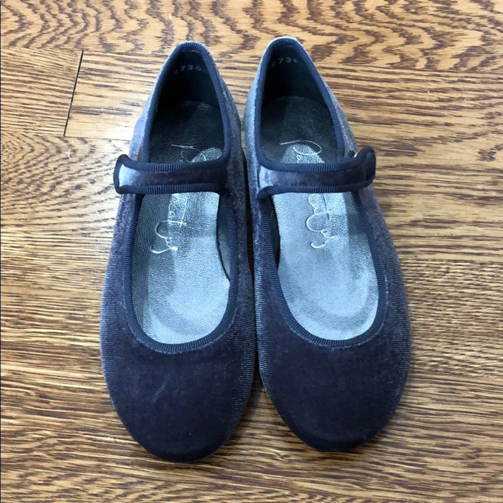 Girls grey velvet Mary Jane